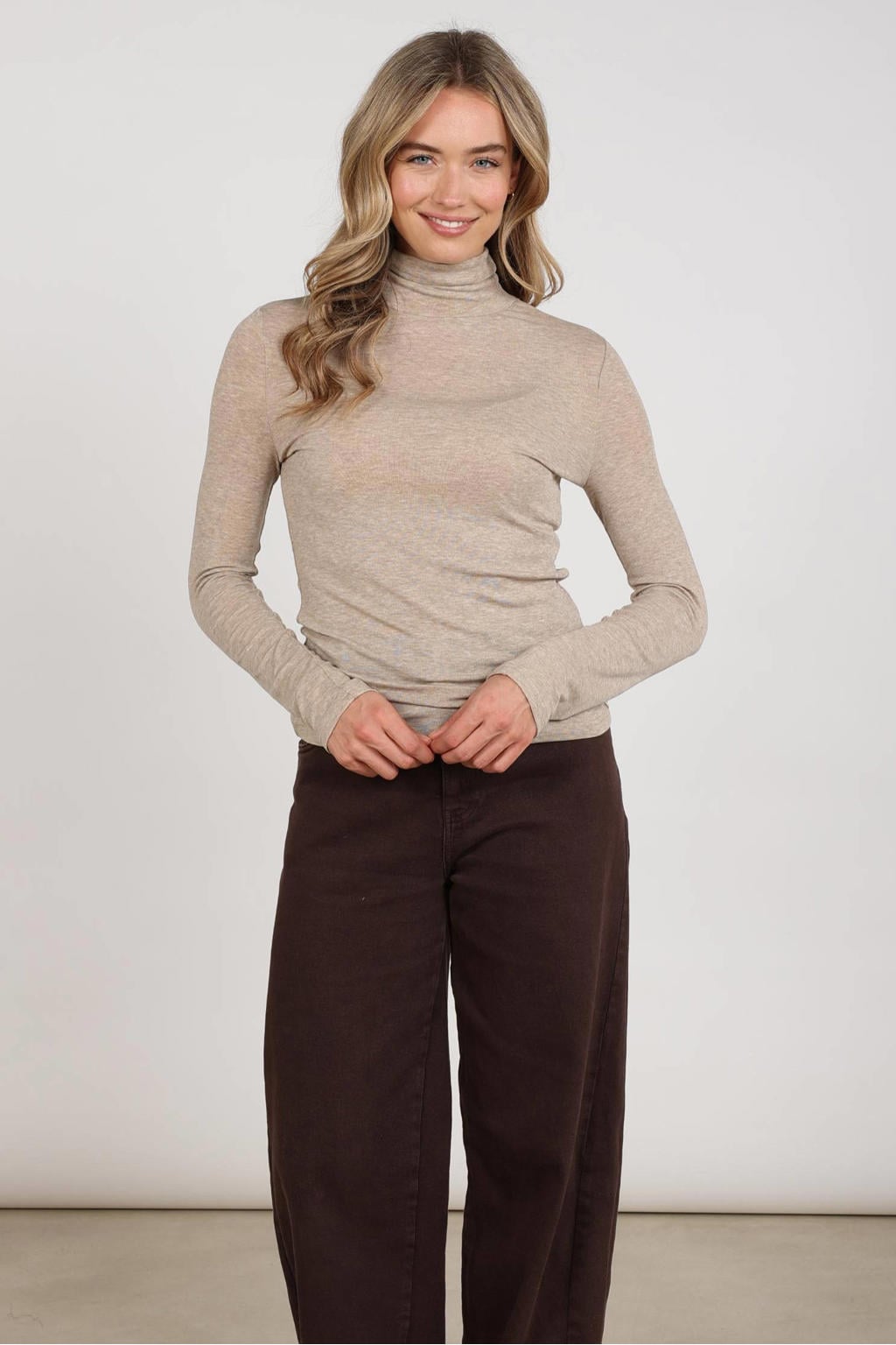 NUKUS coltrui met wol - taupe
