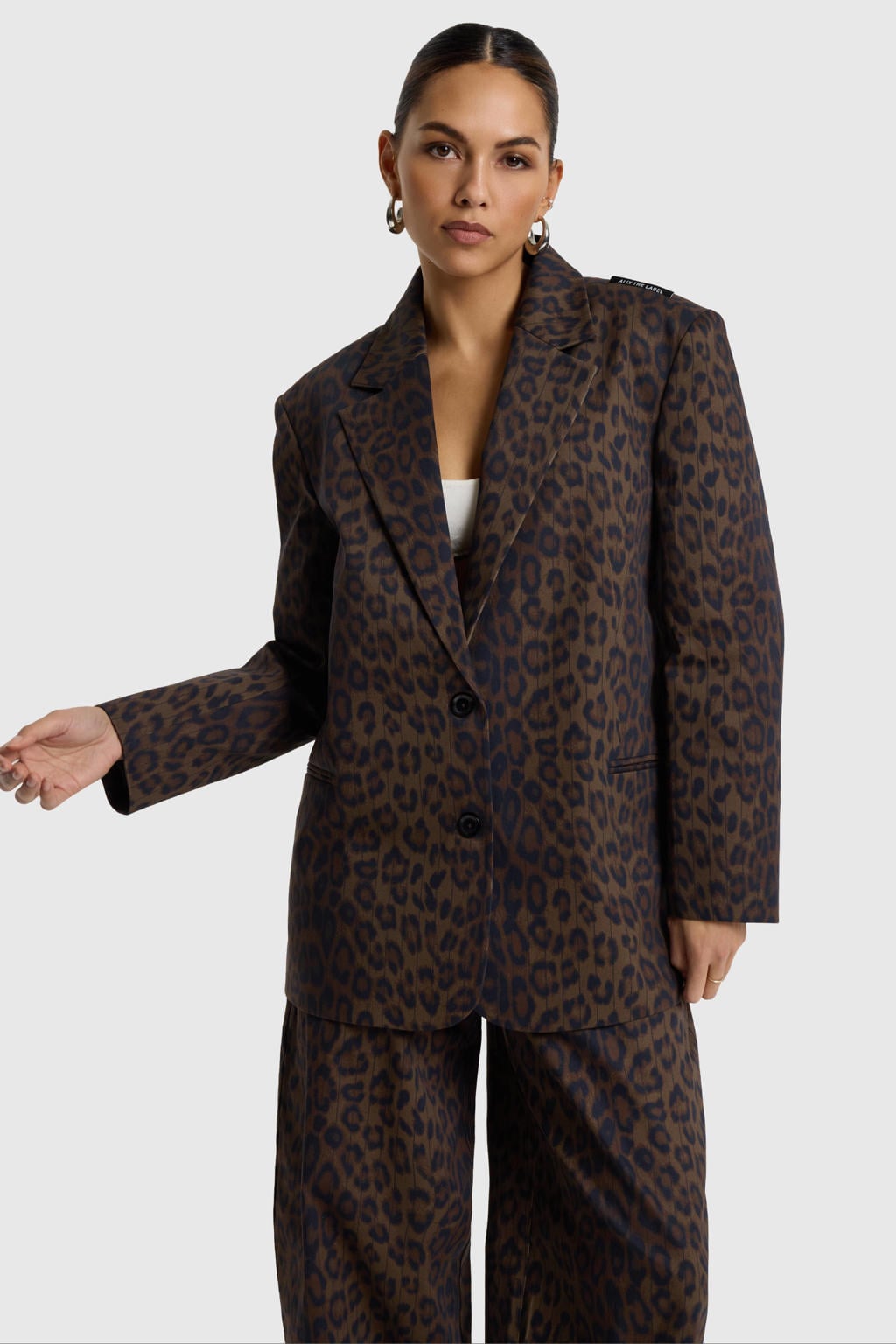 Bruine dames Alix the Label oversized blazer met dierenprint, lange mouwen, klassieke kraag en knoopsluiting