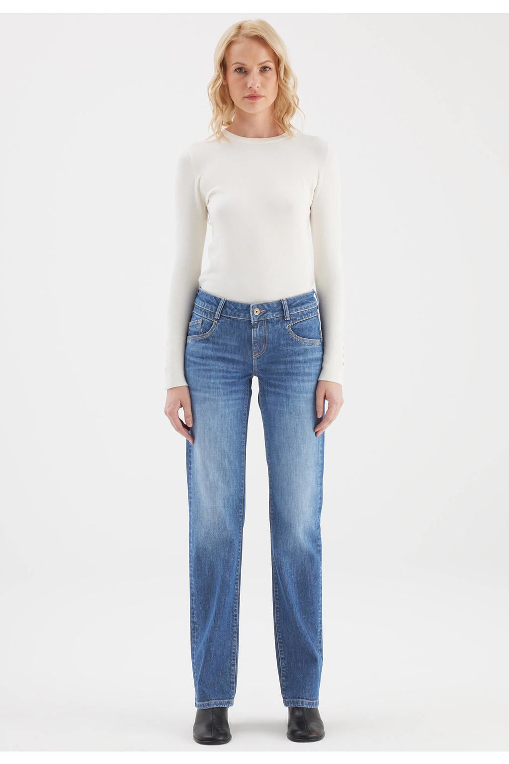 Medium blue denim dames Cup of Joe Denim straight leg jeans met rits- en knoopsluiting en effen