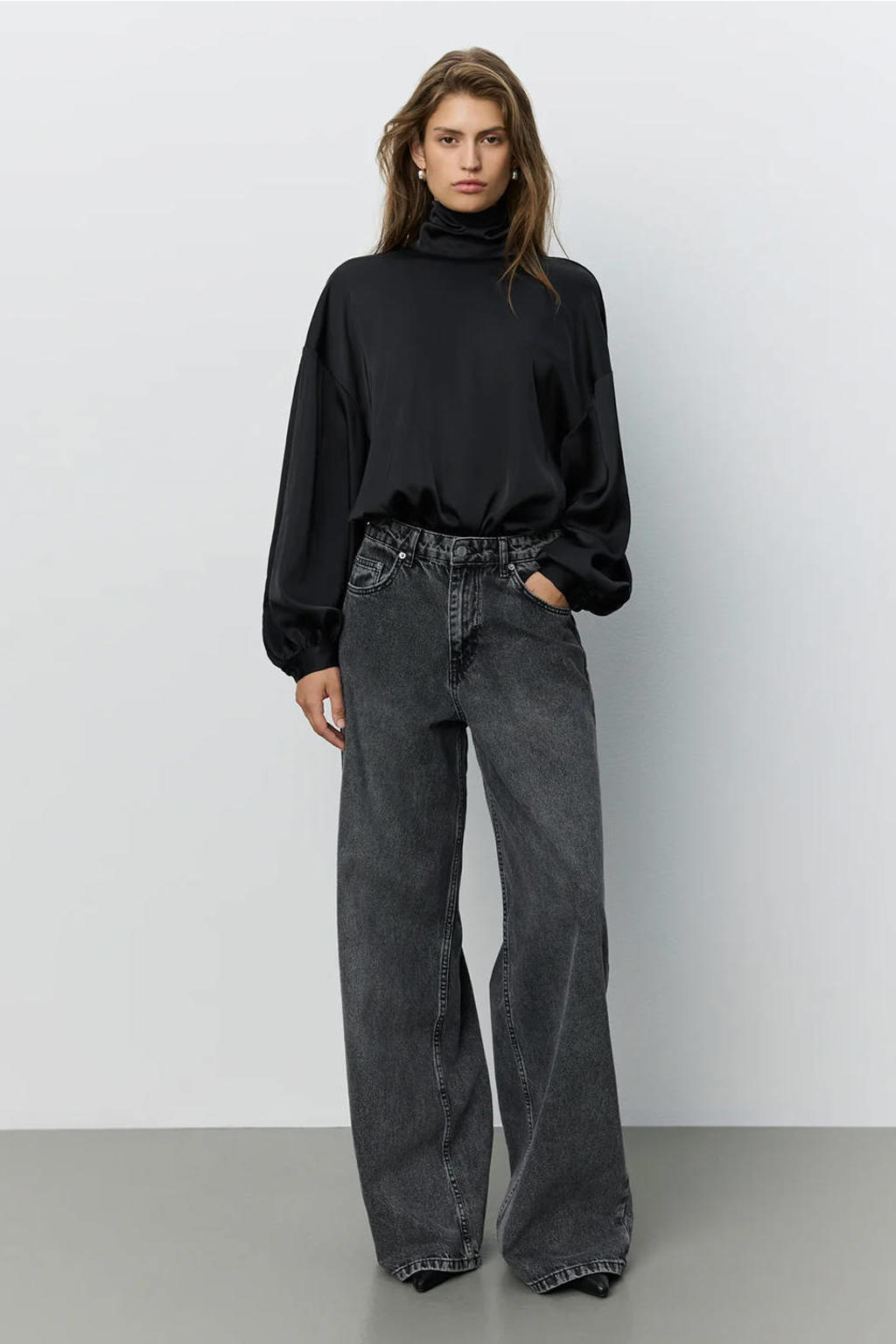 Sofie Schnoor blouse met open rug - zwart
