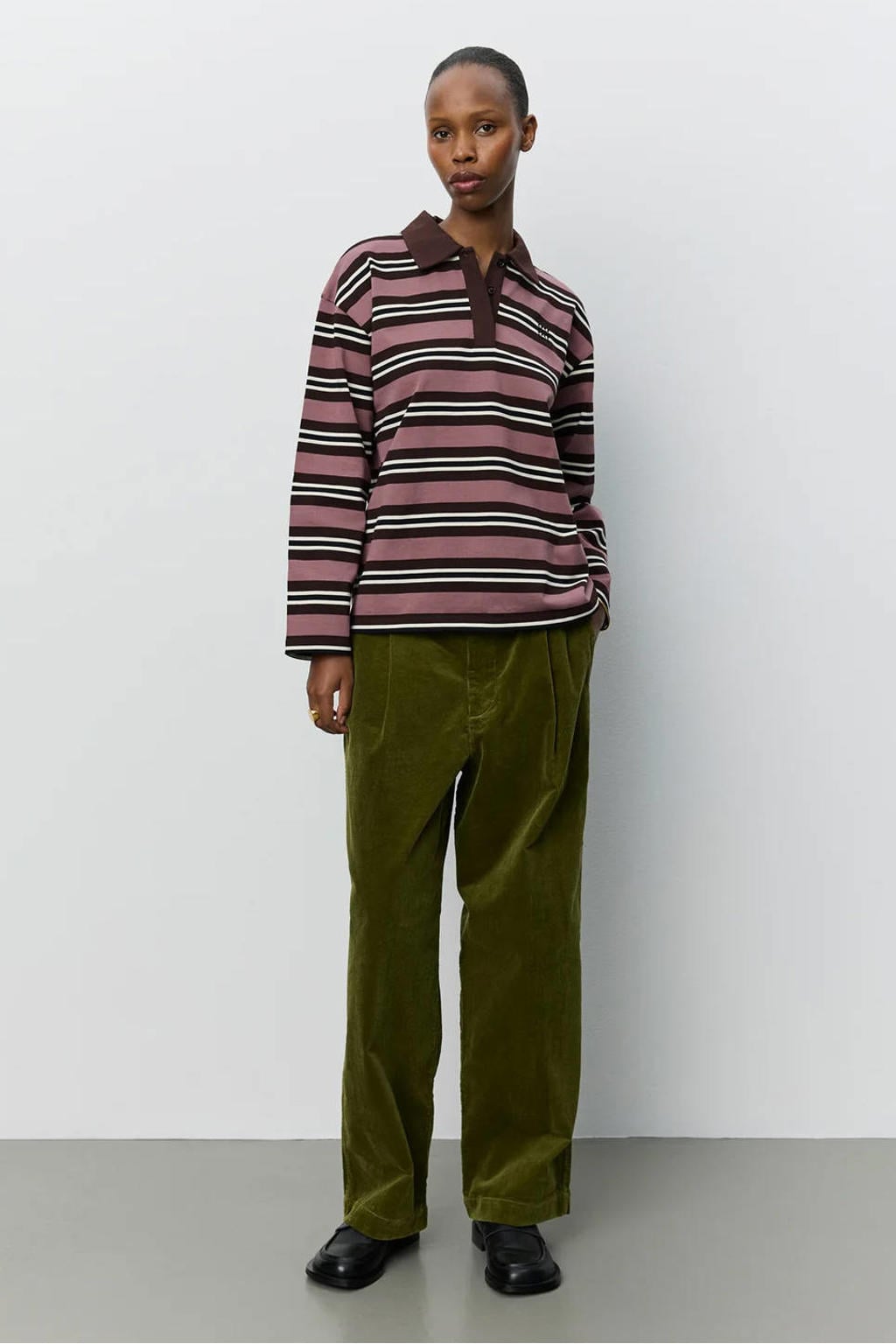 Roze dames Sofie Schnoor gestreepte top met meerkleurige print, lange mouwen en polo kraag