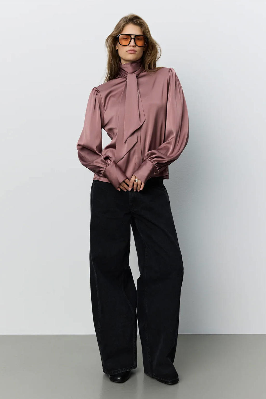 Sofie Schnoor satijnen blouse - oudroze