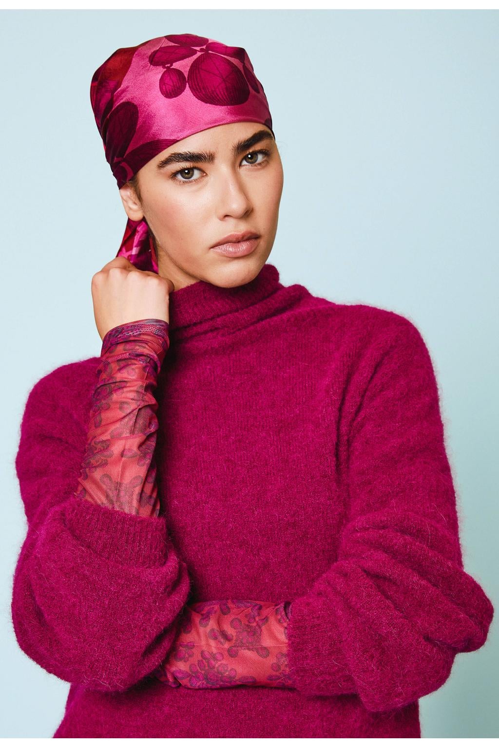 Donkerpaarse dames Oilily semi-transparante top van gerecycled polyester met lange mouwen en ronde hals