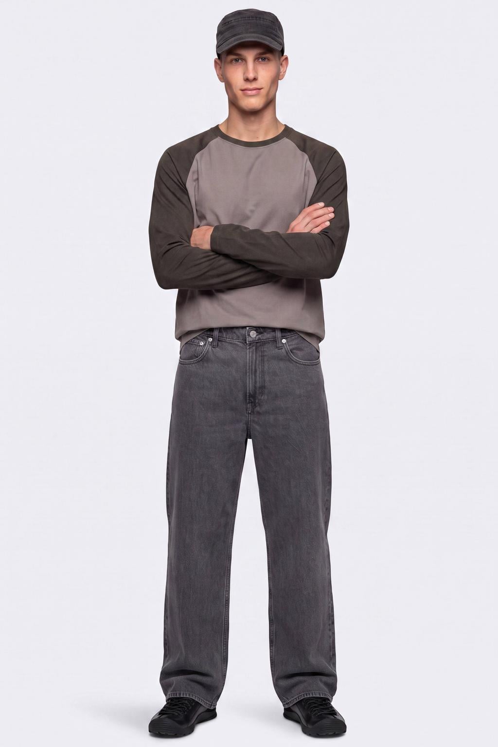 ONLY & SONS relaxed fit longsleeve - falcon/black olive