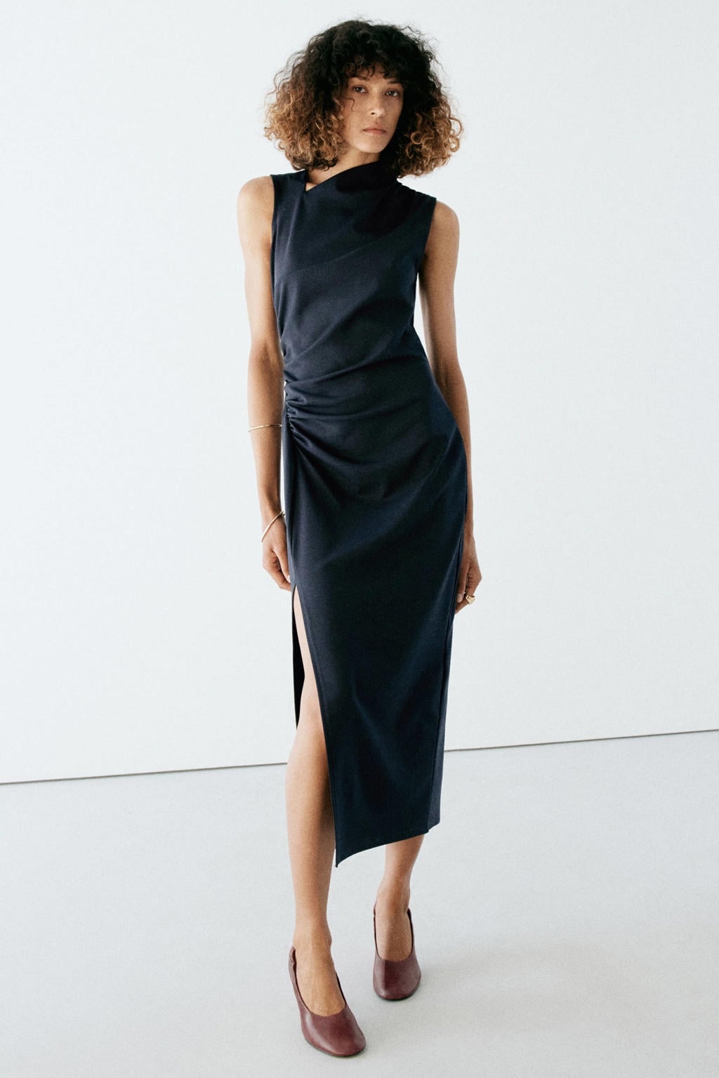 Donkerblauwe dames Mango midi jurk van polyester met effen en ronde hals