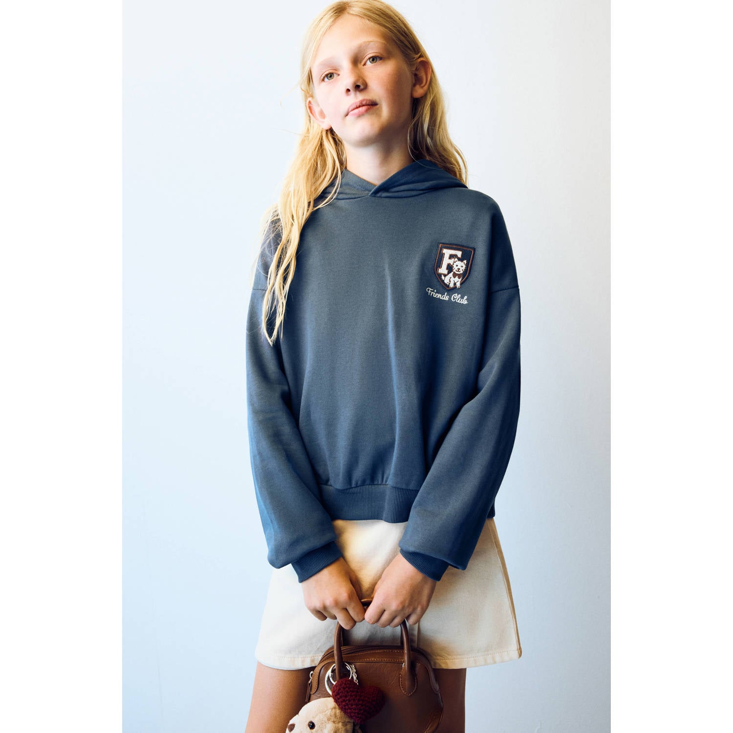 Mango Kids hoodie met borduursels en backprint blauw