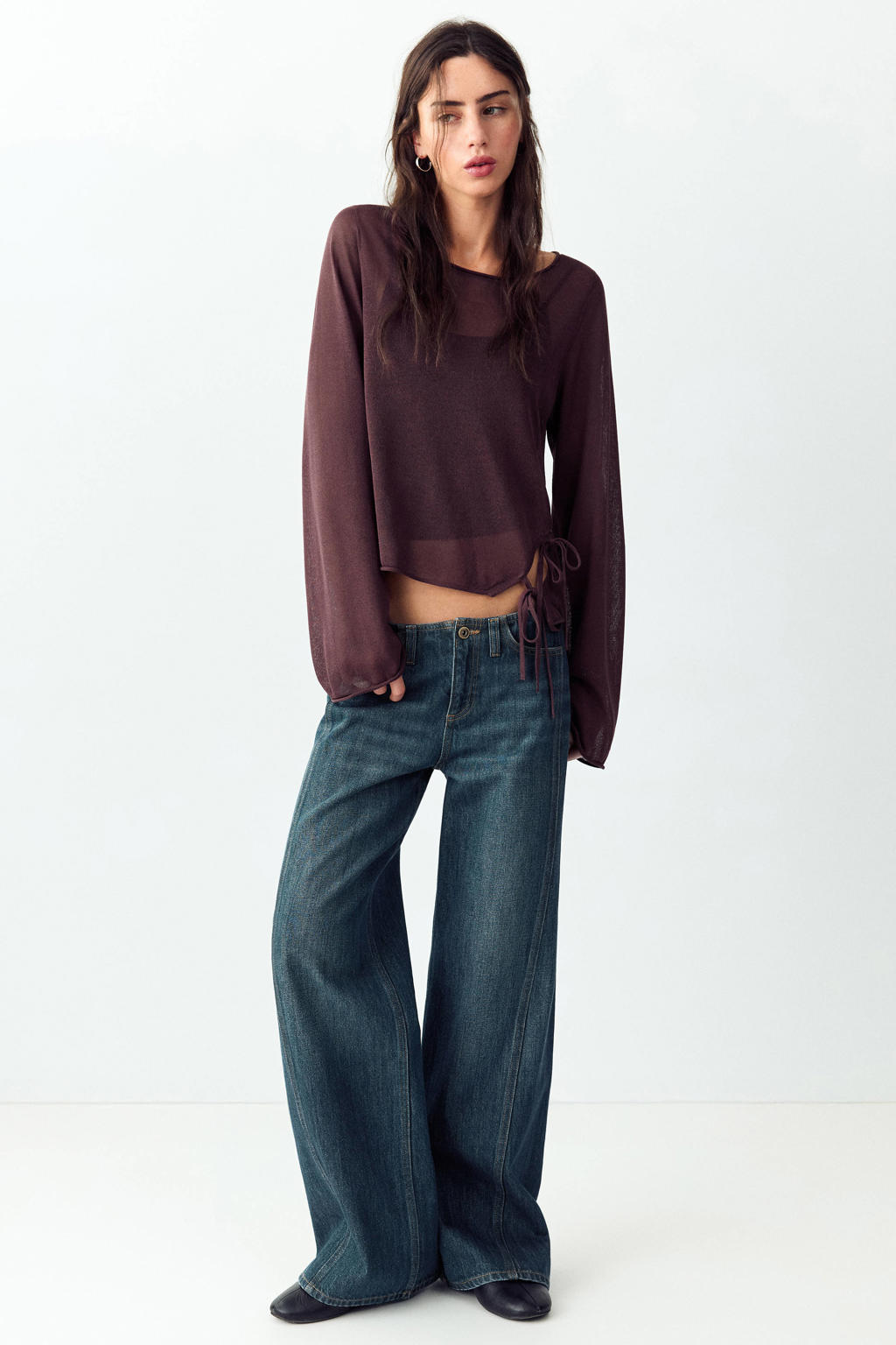 Medium blue denim meisjes MANGO TEEN wide leg jeans mediumblauw van denim met low waist, rits- en knoopsluiting en effen