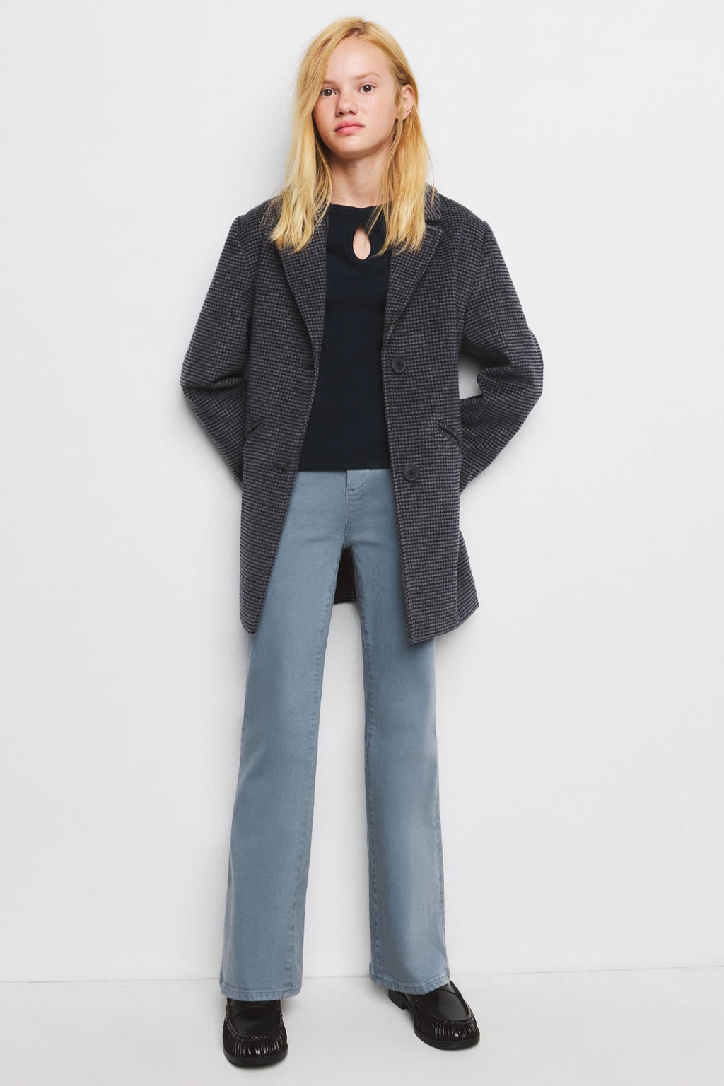 Lichtblauwe meisjes Mango Kids flared jeans van denim met regular waist, rits- en knoopsluiting en effen