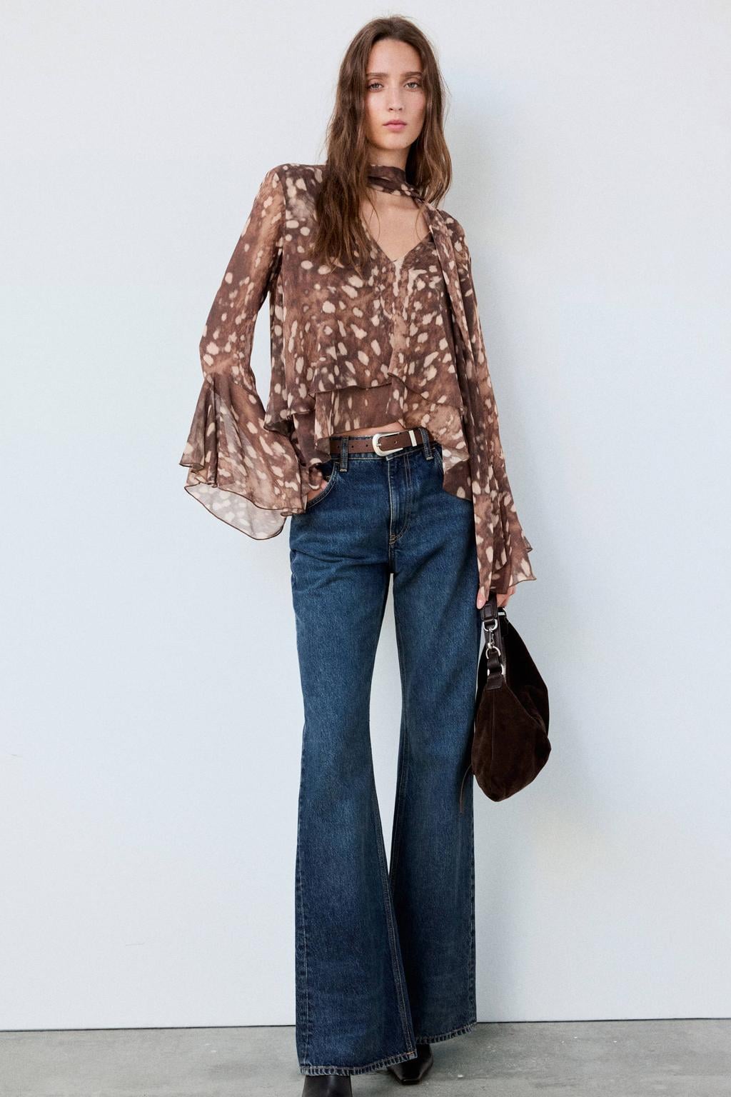 Bruin en ecru dames Mango top van polyester met dierenprint, lange mouwen en sjaalkraag