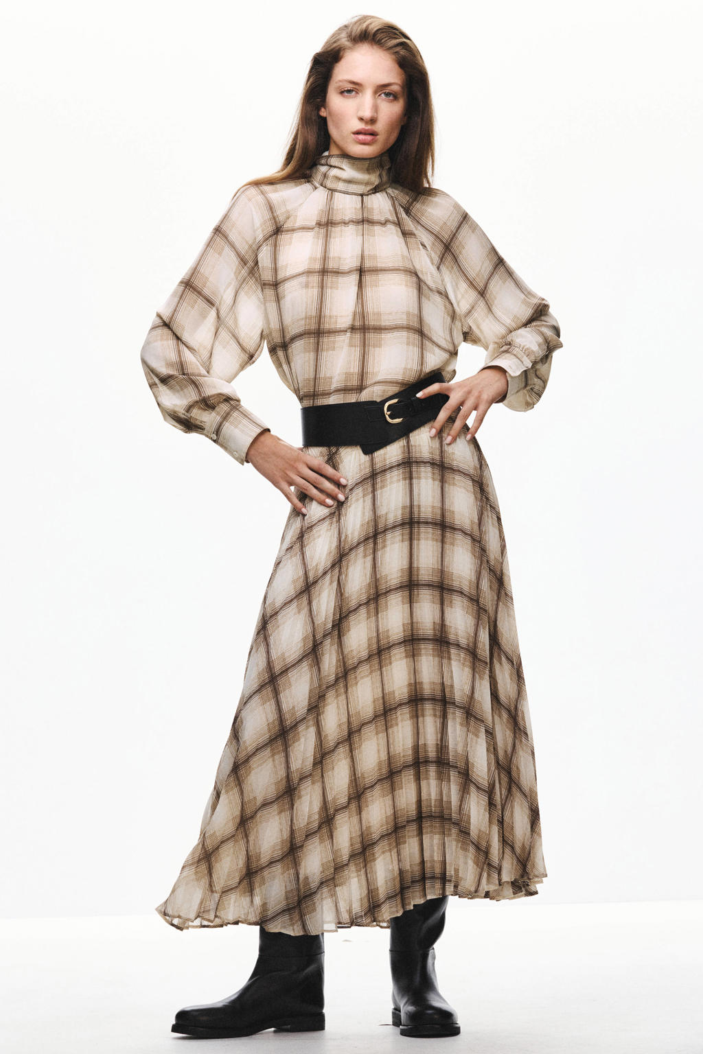 Bruin en ecru dames Mango geruite blouse van polyester met lange mouwen, opstaande kraag en knoopsluiting