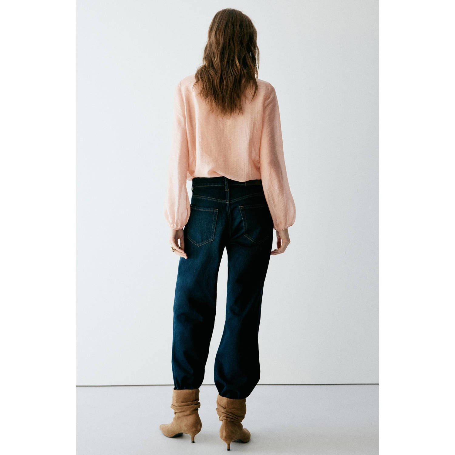 Mango blouse met ruches pastelroze