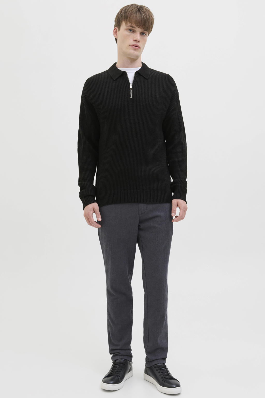 Zwarte heren JJ REBEL relaxed fit gebreide trui van acryl met effen, lange mouwen en polo kraag