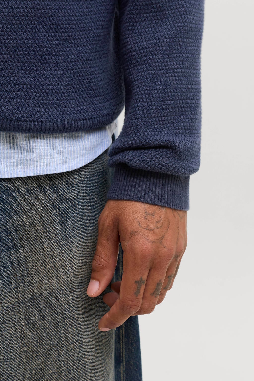 Donkerblauwe heren JACK & JONES PLUS SIZE katoenen regular fit gebreide trui met lange mouwen en ronde hals