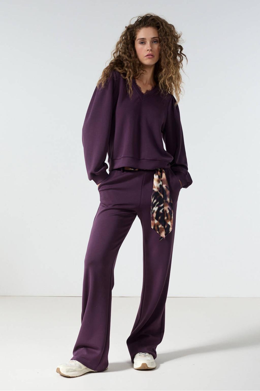 Donkerpaarse dames Tramontana trui van sweat materiaal met effen, lange mouwen, V-hals en kant
