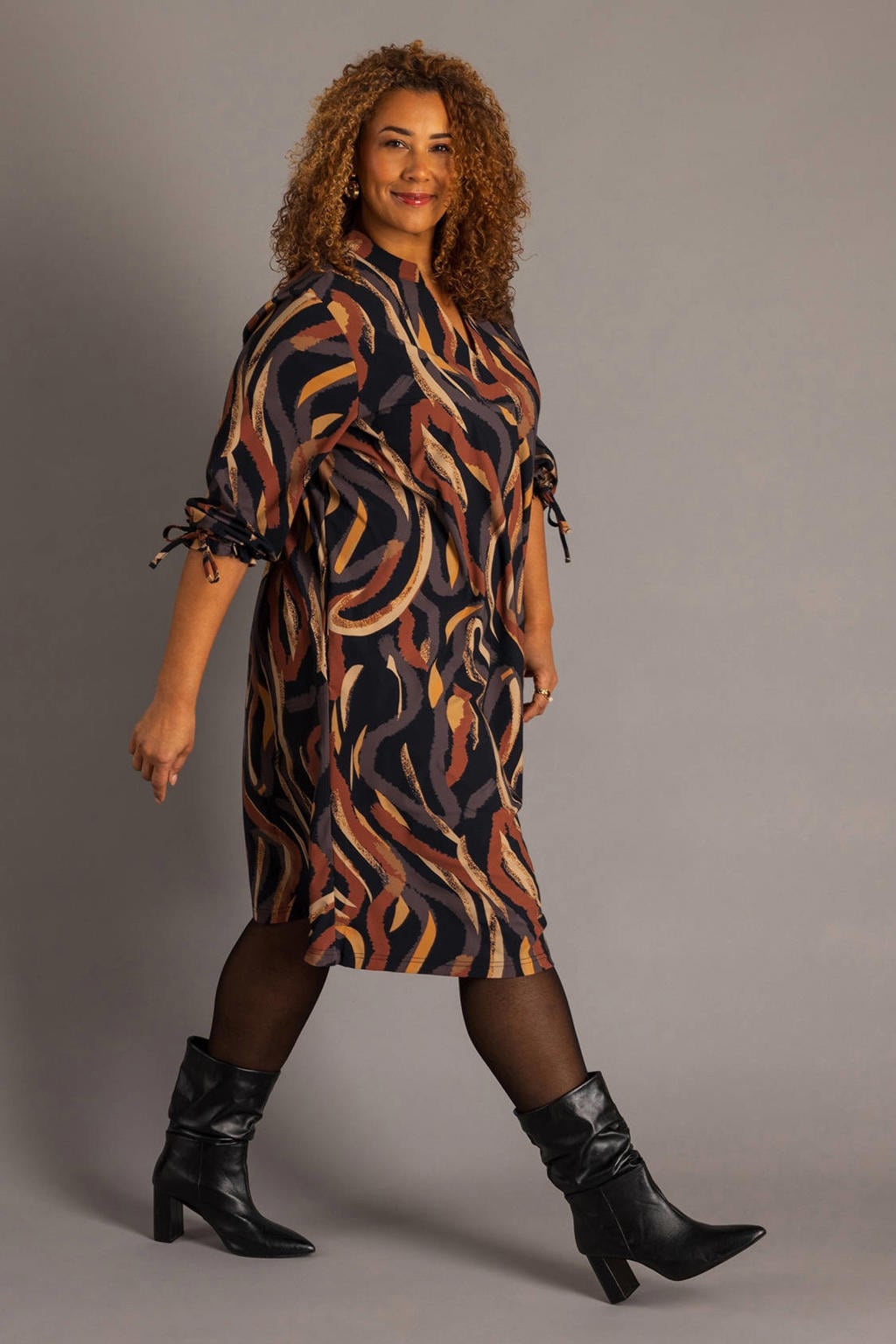Colletta Plus Size jurk met col en print - zwart/oranje