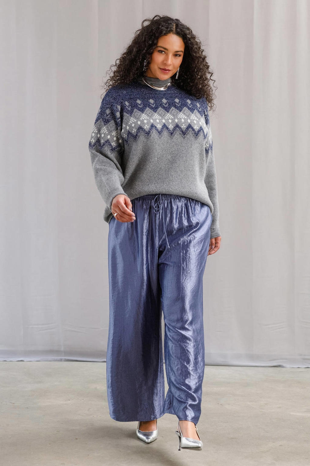 Yest Curve Plus Size noorse trui met glitters - grijs/blauw