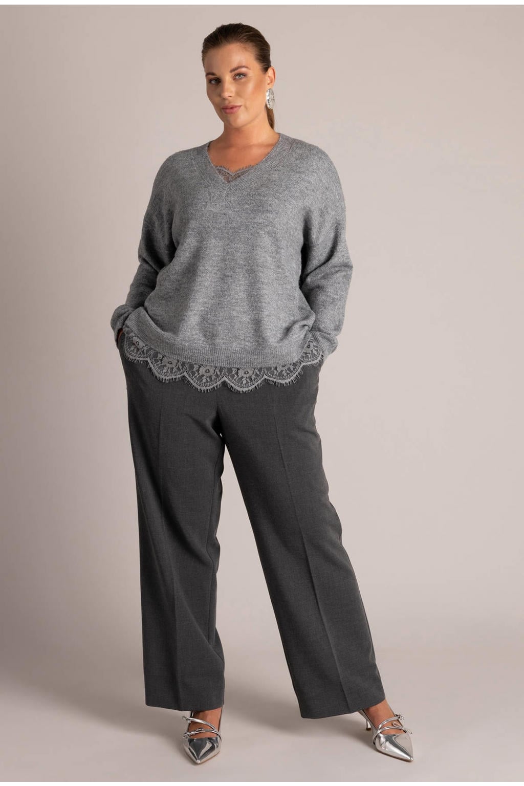 Yest Curve Plus Size gebreide trui - grijs