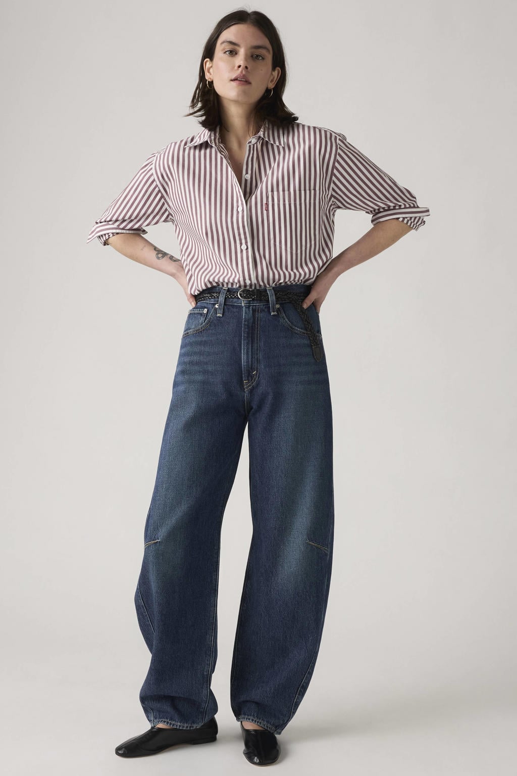 Dark blue denim dames Levi's barrel jeans van denim met high waist, rits- en knoopsluiting en effen