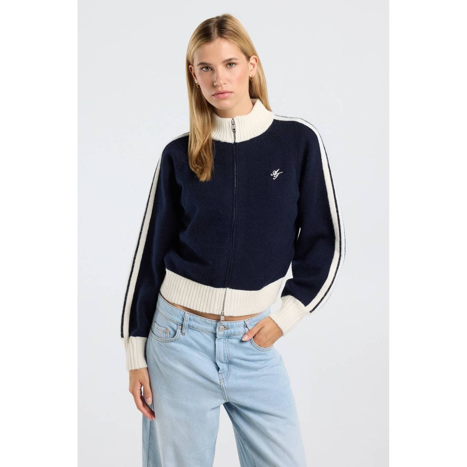 America Today gebreid vest marine ecru