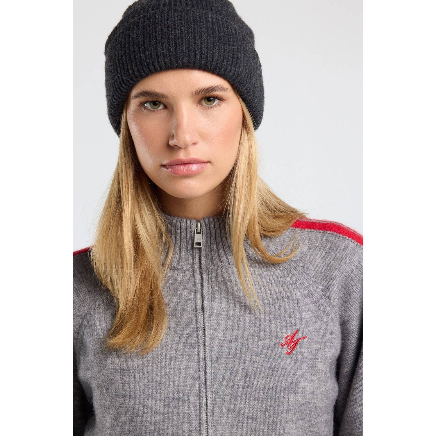 America Today gebreid vest grijs rood