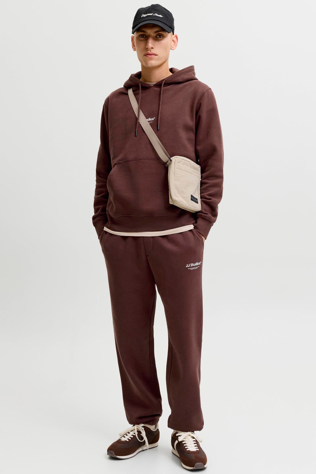 JACK & JONES ESSENTIALS relaxed fit hoodie met print - bitter chocolate