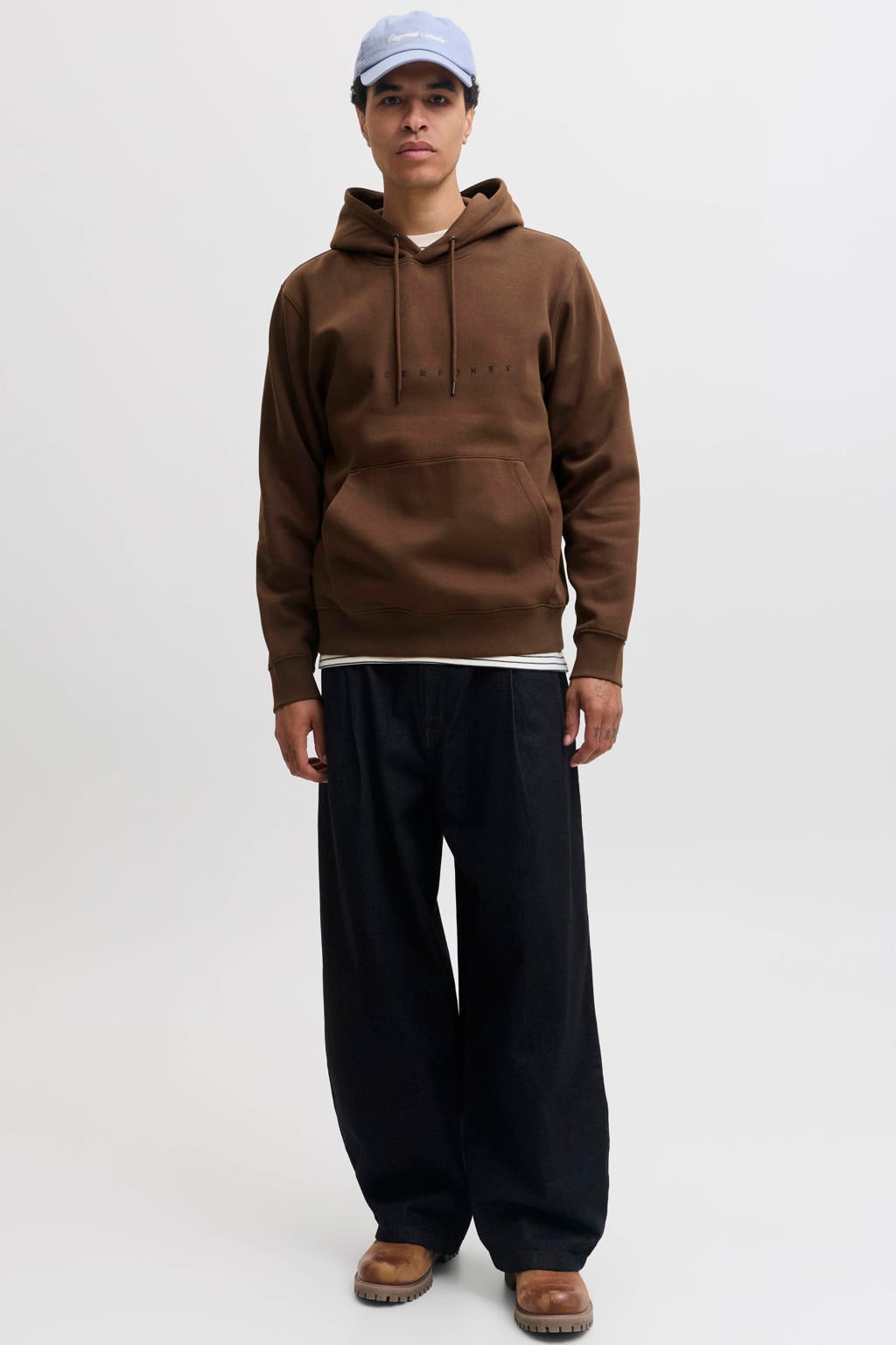 JACK & JONES ESSENTIALS relaxed fit hoodie met logo - cocoa