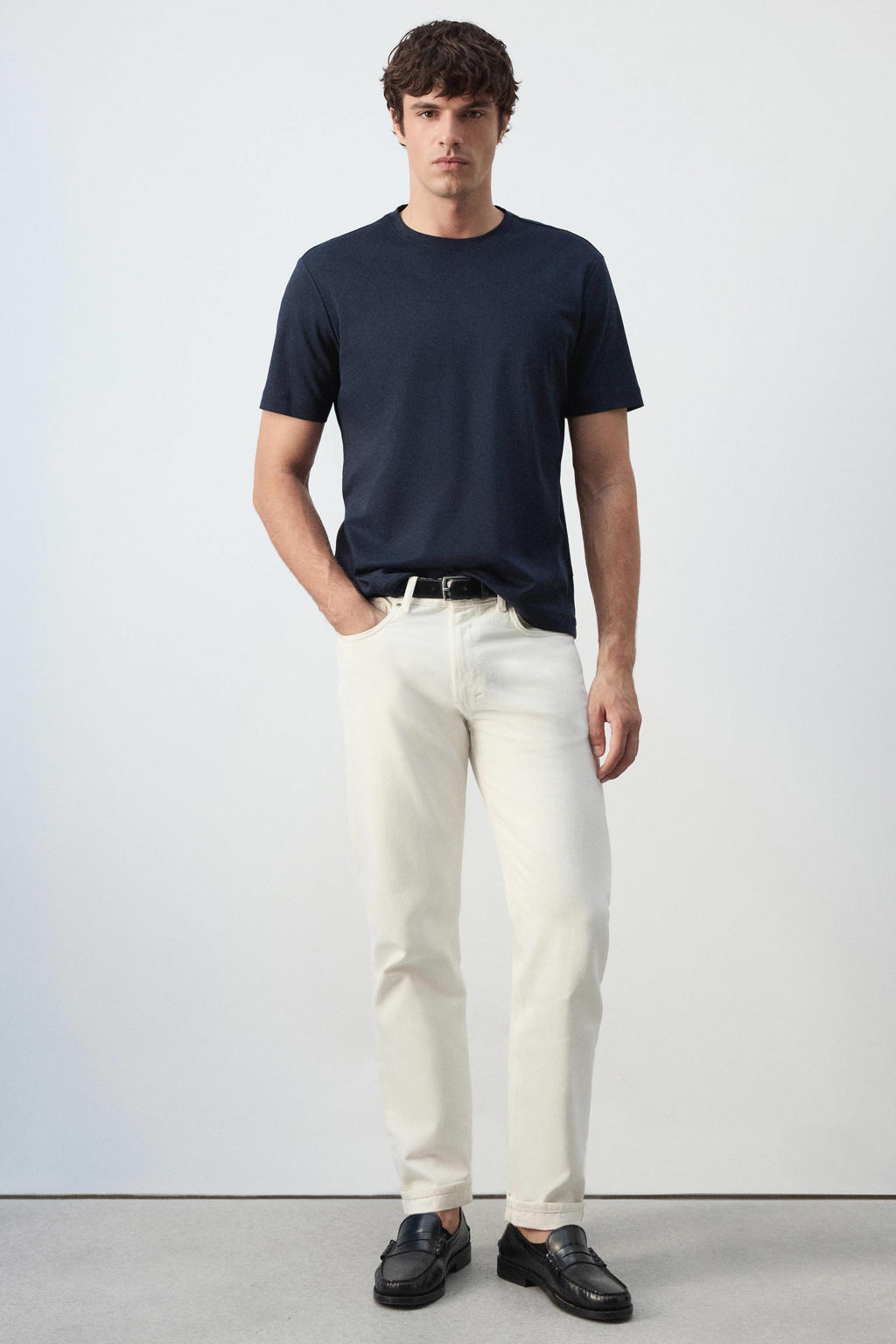Donkerblauwe heren Mango Man regular fit T-shirt van katoen met effen, korte mouwen en ronde hals