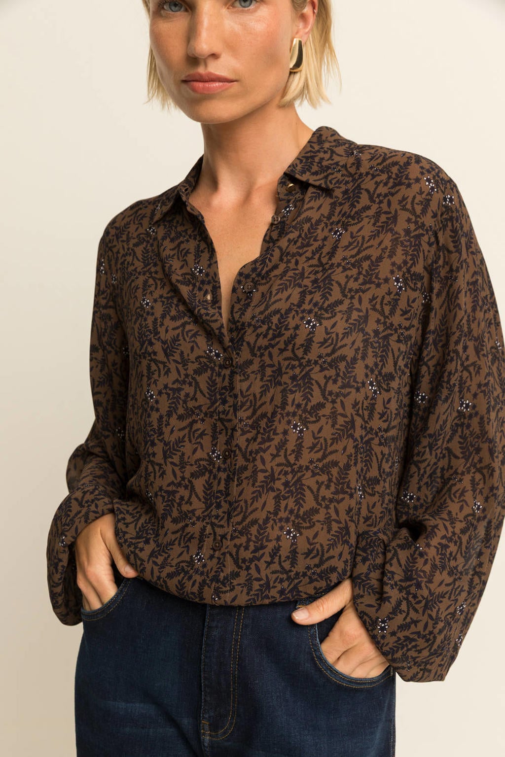 Bruin en blauwe dames Expresso blouse van viscose met lange mouwen, klassieke kraag en knoopsluiting