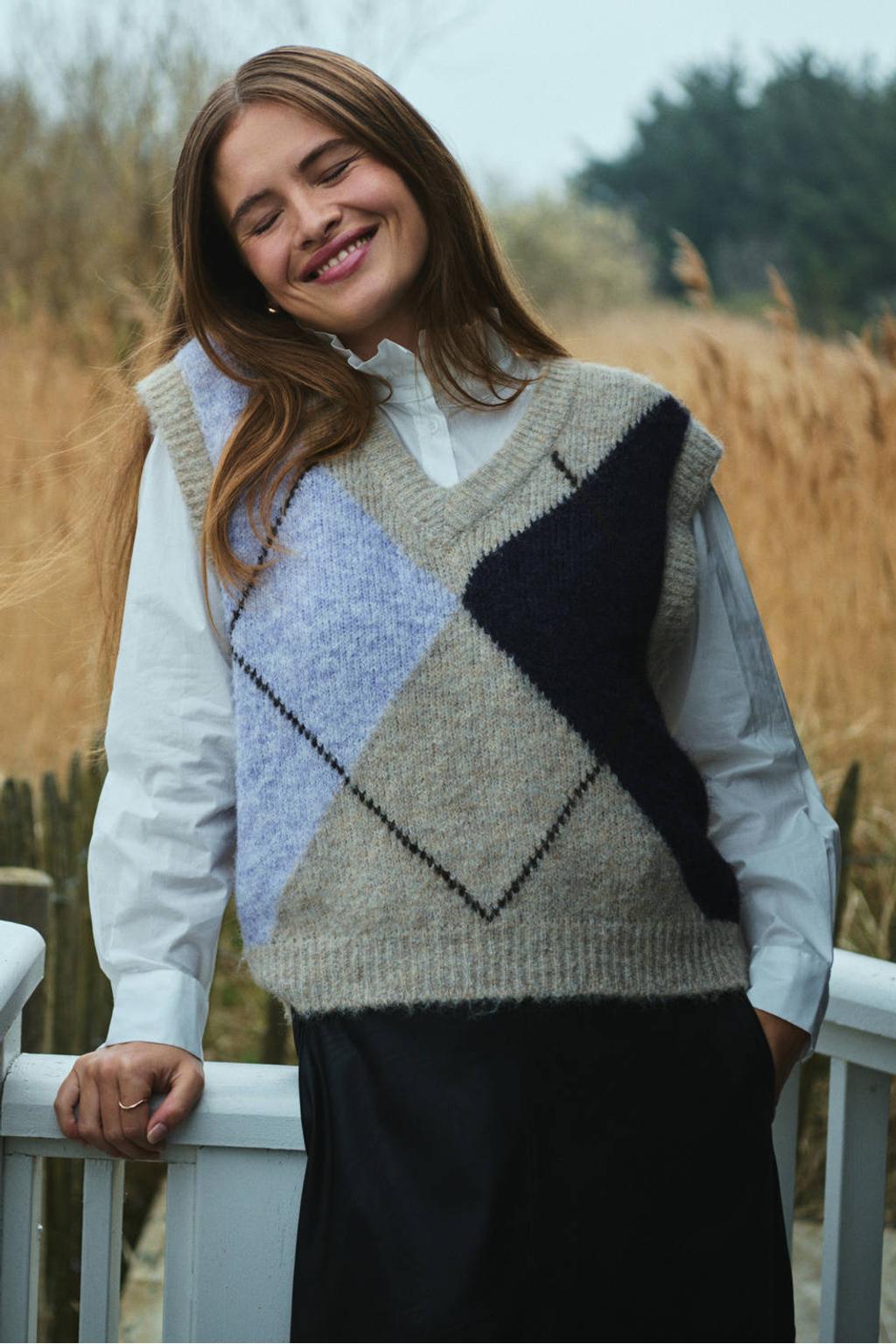 Beige en multikleurige dames FREEQUENT geruit gilet van polyester met V-hals