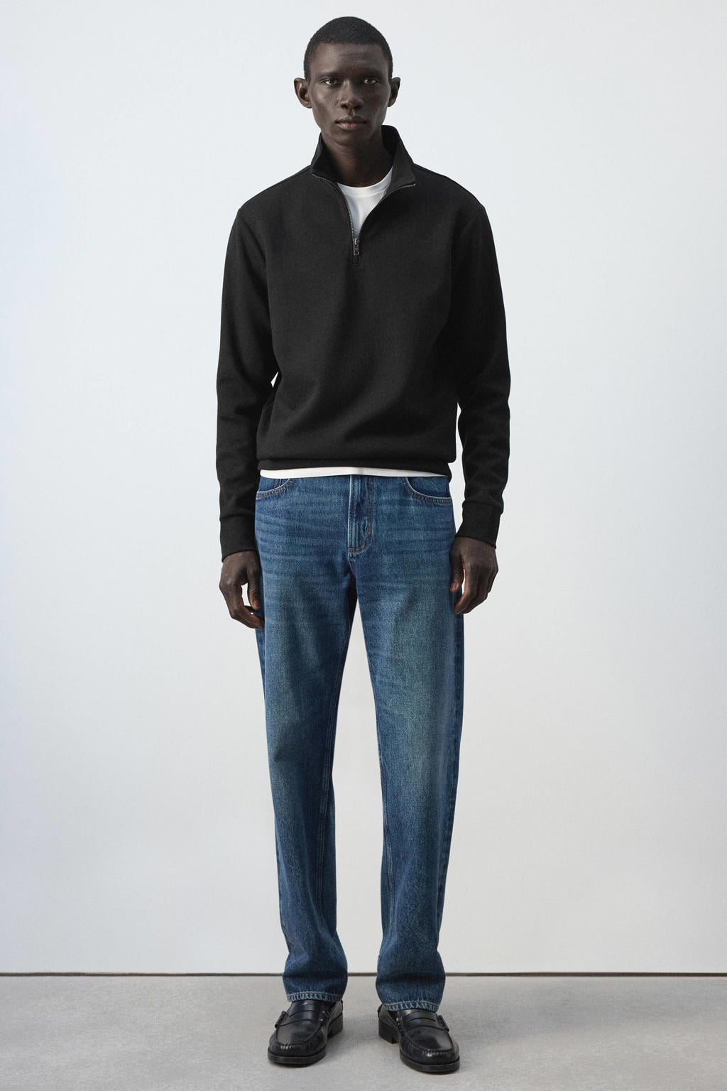 Zwarte heren Mango Man regular fit sweater met effen, lange mouwen en geribde boorden