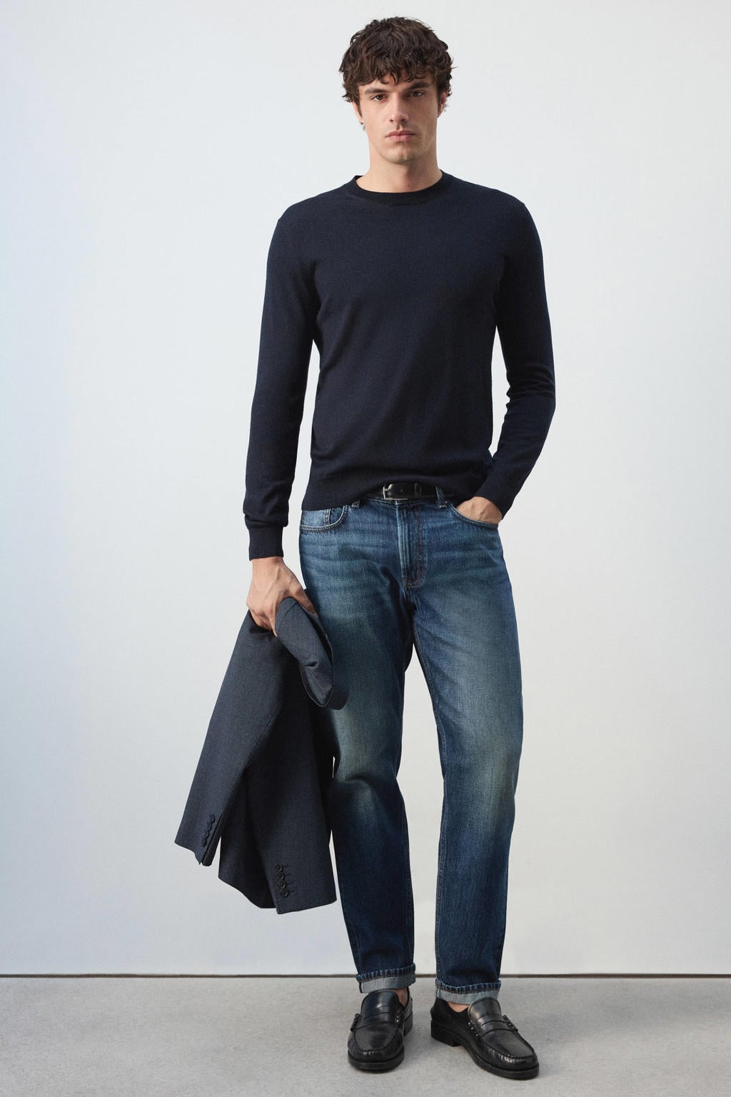 Marineblauw heren Mango Man wollen relaxed fit gebreide trui met effen, lange mouwen en ronde hals