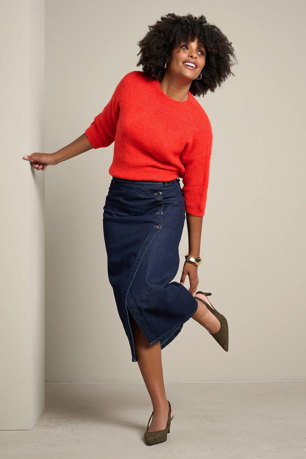 Dark blue denim dames LOLALIZA midi spijkerrok gemaakt van denim en met knoopsluiting