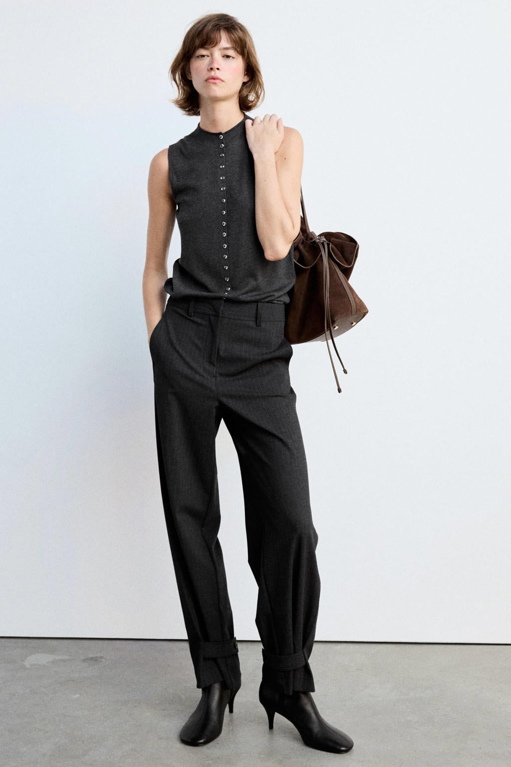 Antraciete dames Mango top van viscose met effen