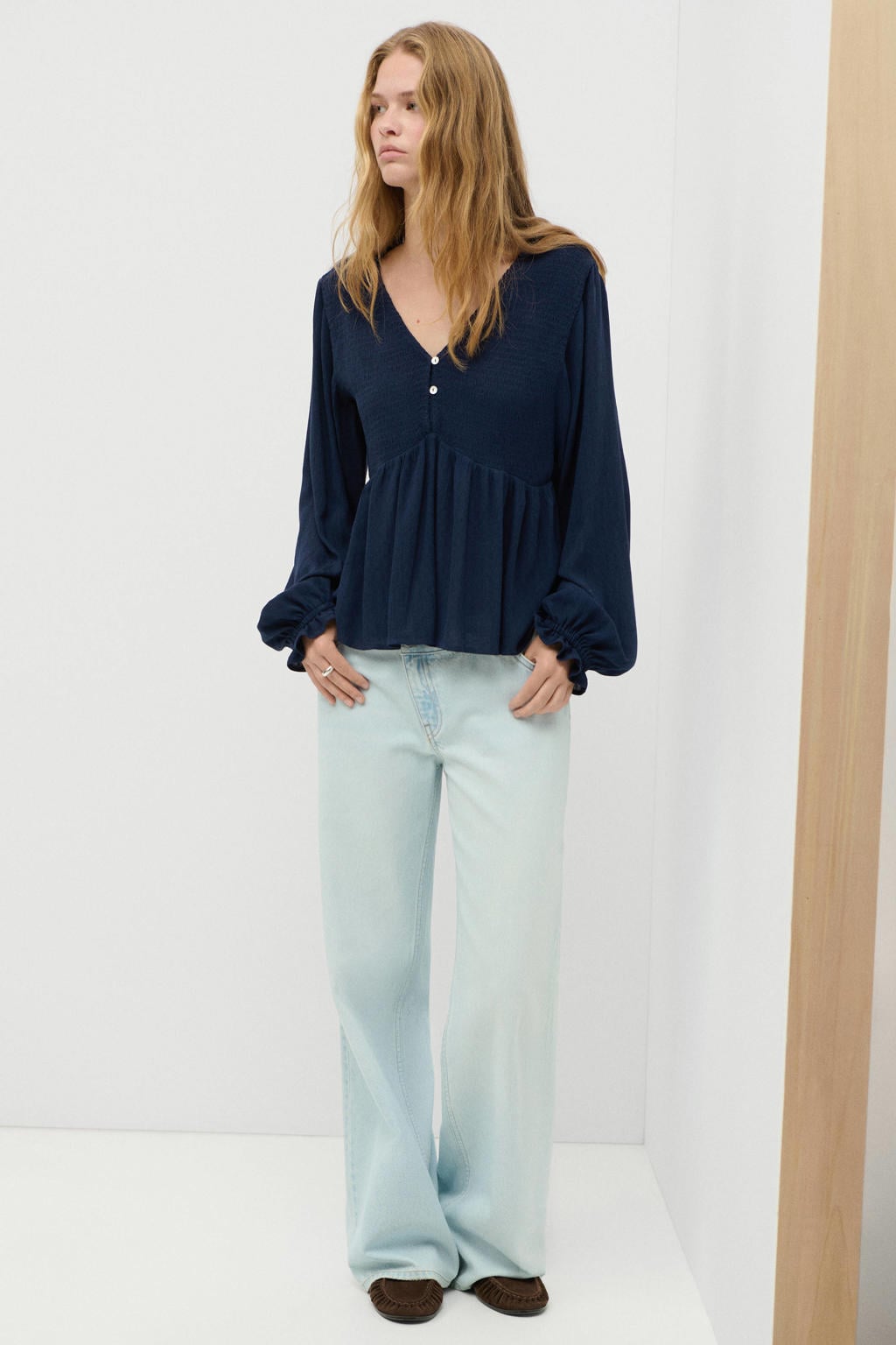 Marineblauw meisjes MANGO TEEN blousetop blauw van viscose met effen, V-hals en knoopsluiting