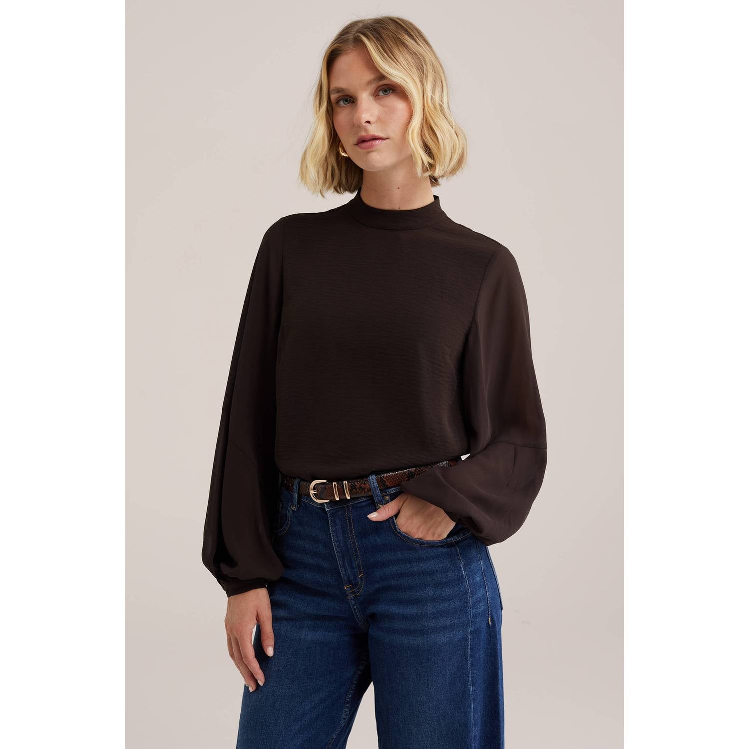 WE Fashion blousetop donkerbruin