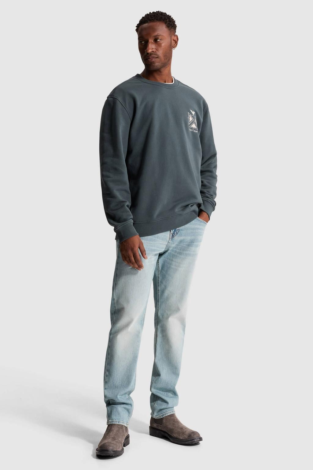 Cast Iron relaxed fit sweater met backprint - grijsblauw