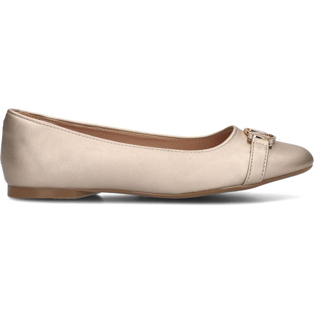 Mexx Ballerina's Naira Goud