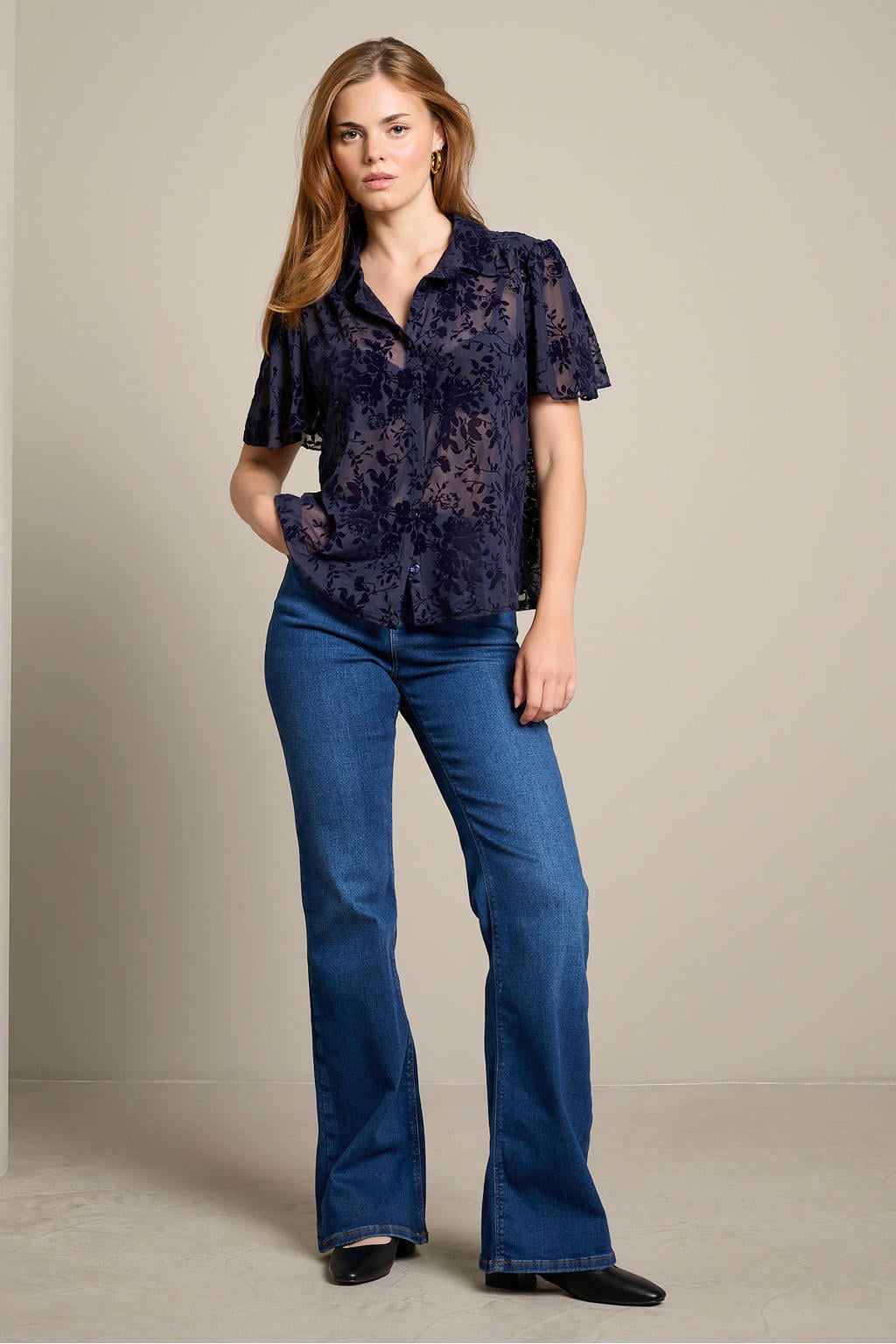 LOLALIZA gebloemde jacquard blouse - blauw