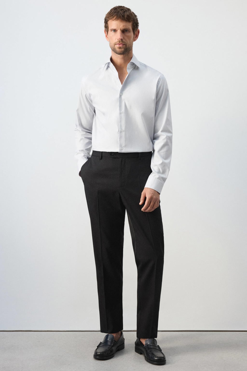 Grijze heren Mango Man slim fit overhemd van katoen met lange mouwen en klassieke kraag