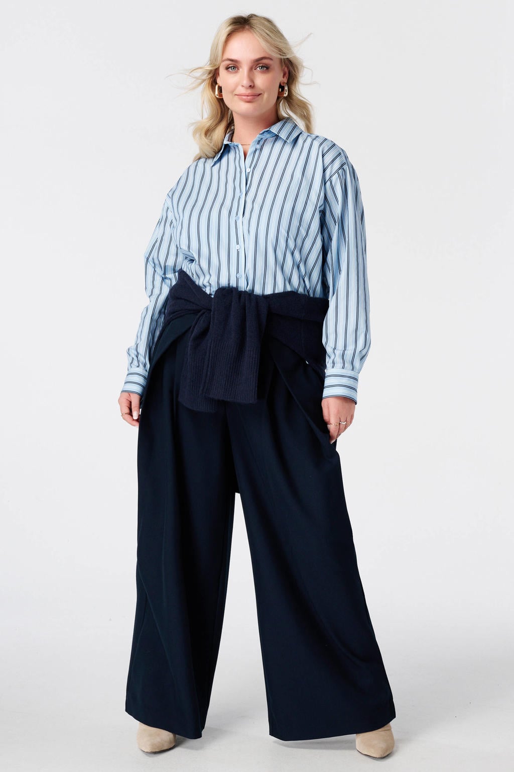 Lichtblauwe dames MS Mode gestreepte blouse van katoen met lange mouwen, klassieke kraag, knoopsluiting en tunnelkoord