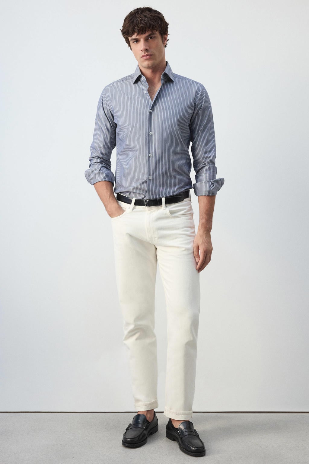 Blauwe heren Mango Man slim fit overhemd van katoen met lange mouwen en klassieke kraag