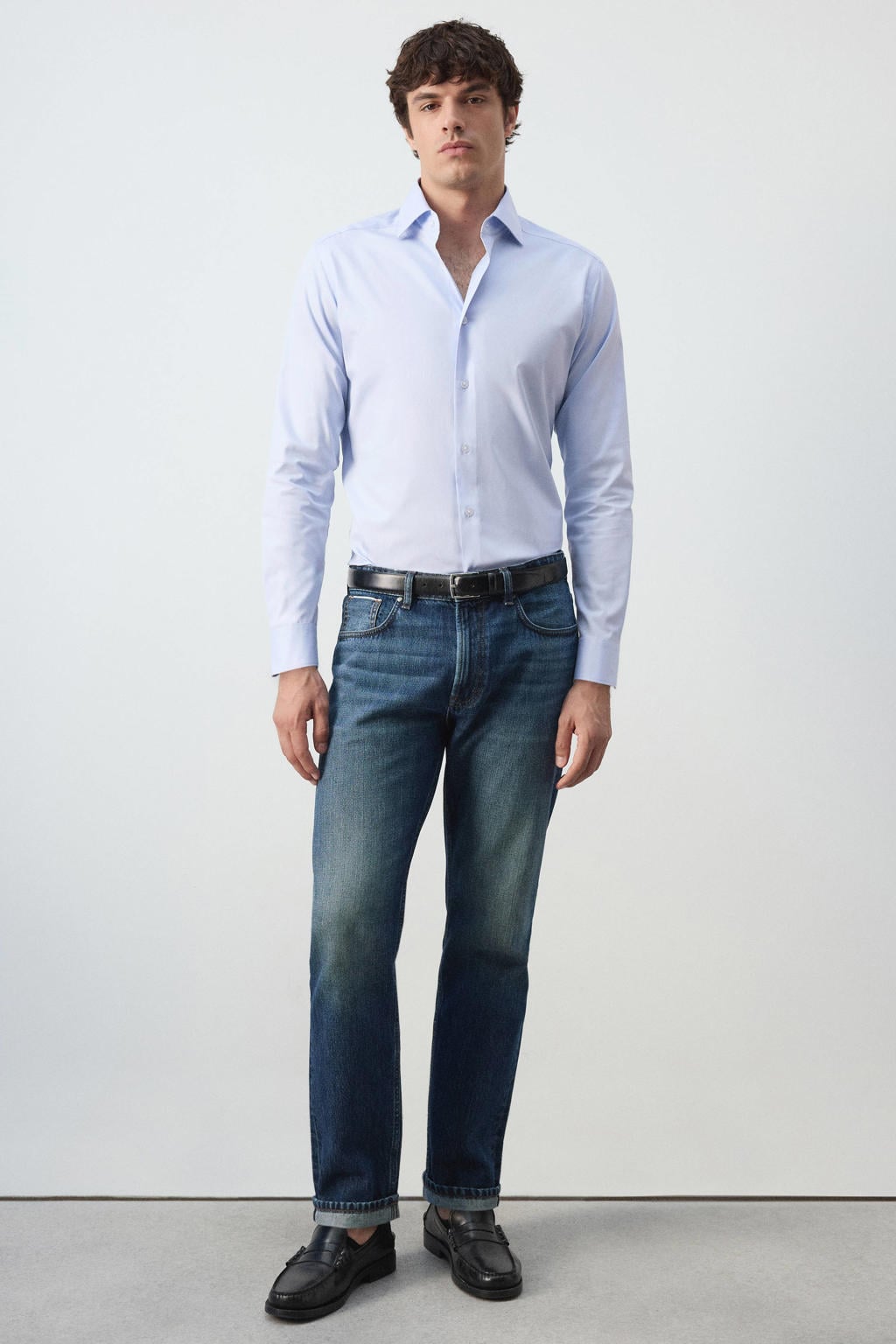 Lichtblauwe heren Mango Man slim fit overhemd van katoen met effen, lange mouwen en klassieke kraag