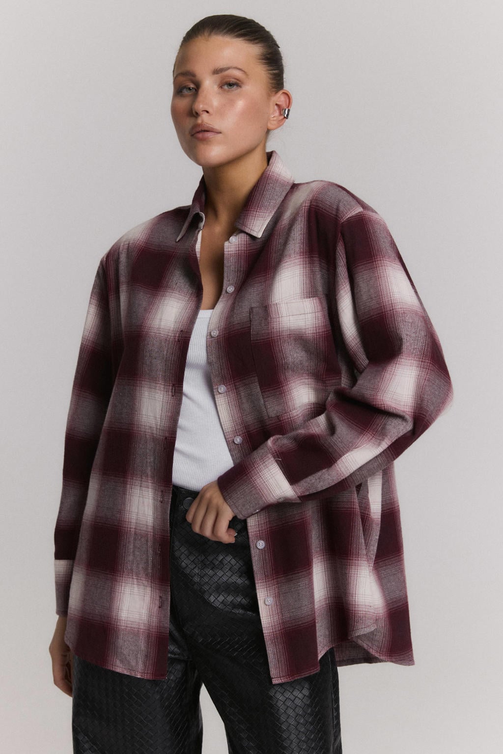 Aubergine dames Refined Department geruite blouse met lange mouwen, klassieke kraag en knoopsluiting