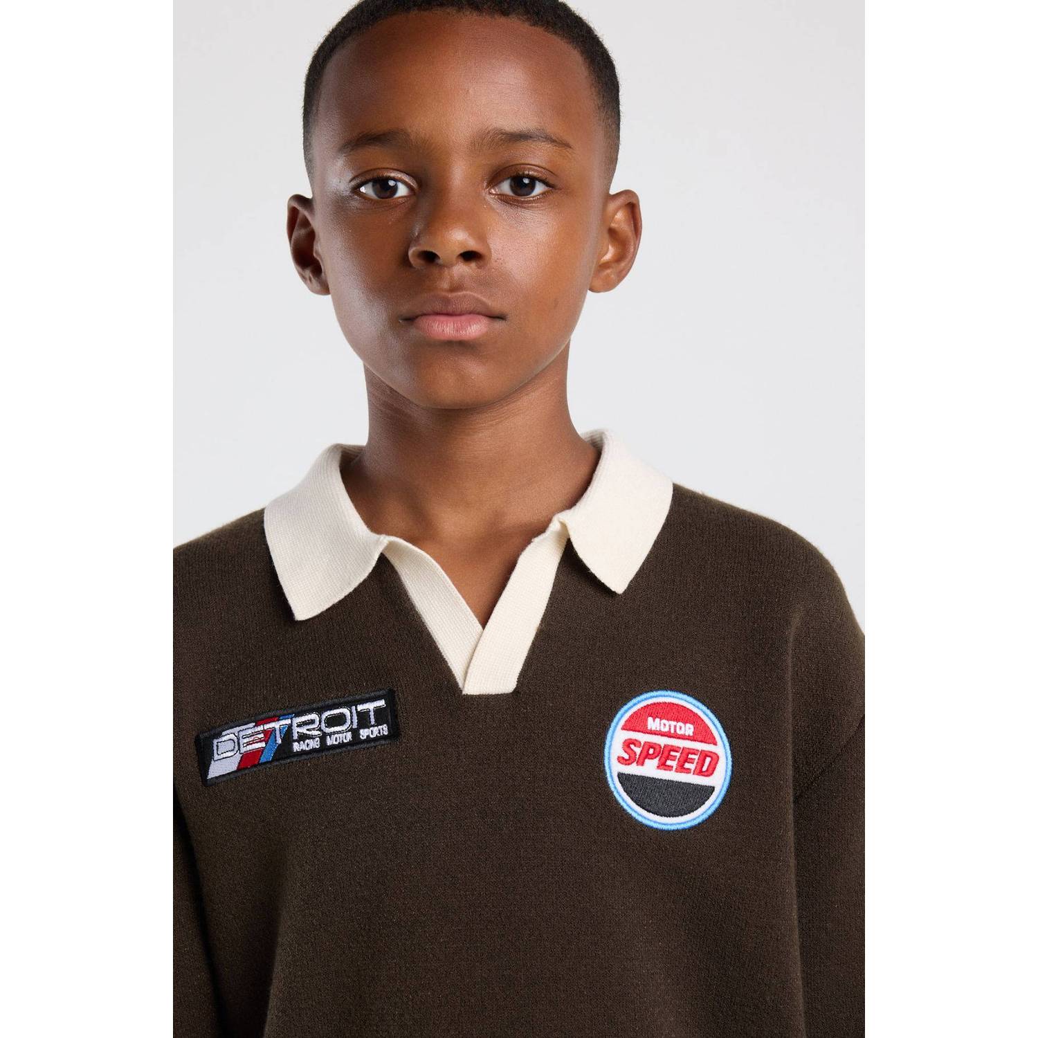 America Today gebreide trui met patches bruin