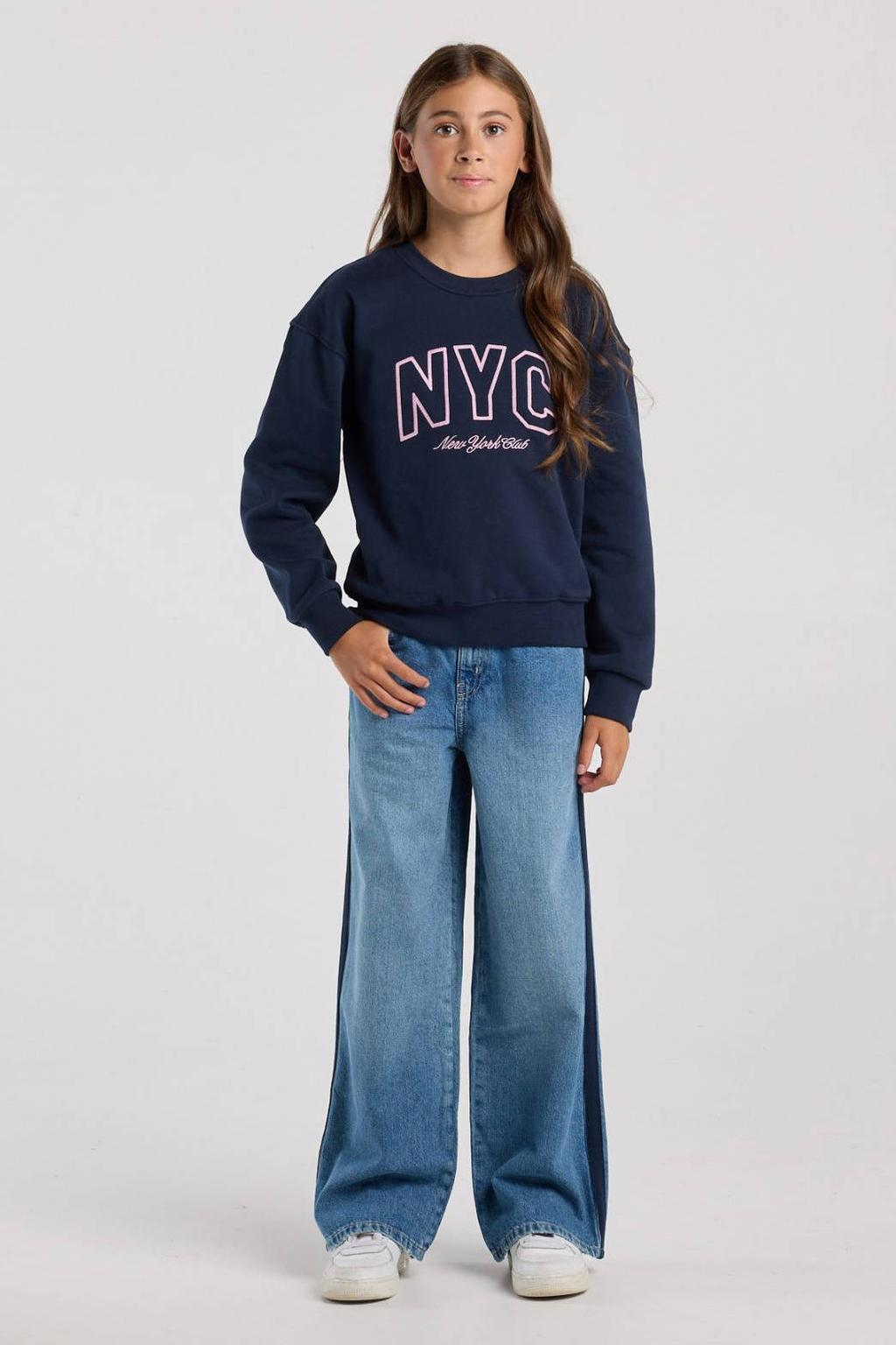 America Today sweater met tekst - donkerblauw