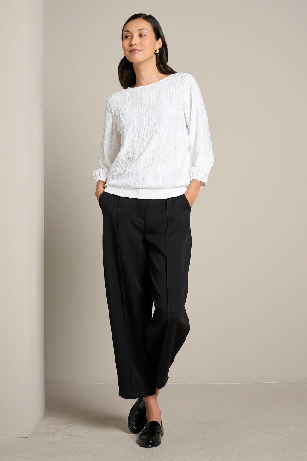 Ecru dames LOLALIZA top van polyester met effen, driekwart mouwen, ronde hals en broderie