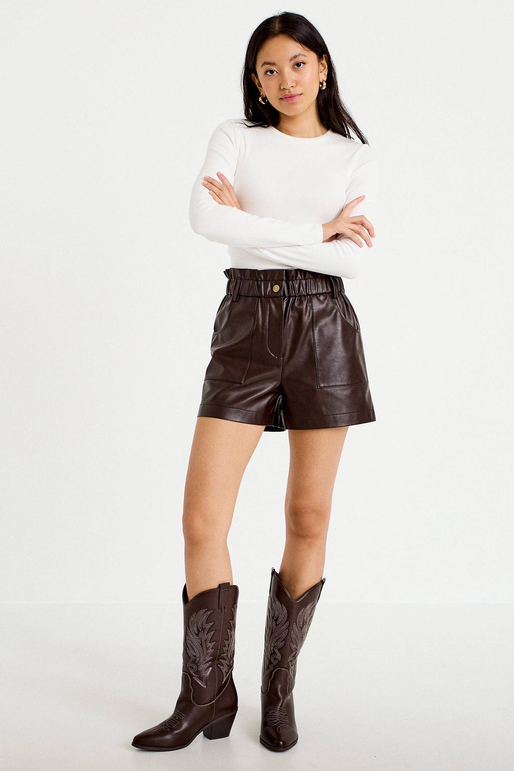 Cache Cache imitatieleren wide leg casual short met ruches - donkerbruin