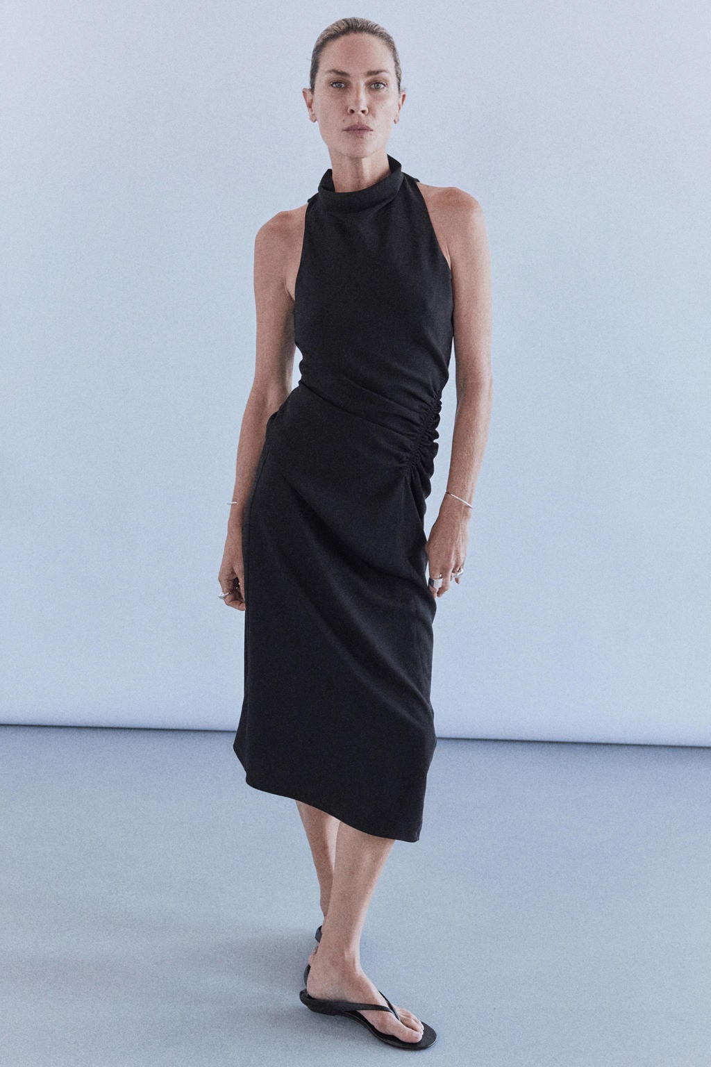 Zwarte dames Mango midi jurk van polyester met effen, watervalhals en ritssluiting