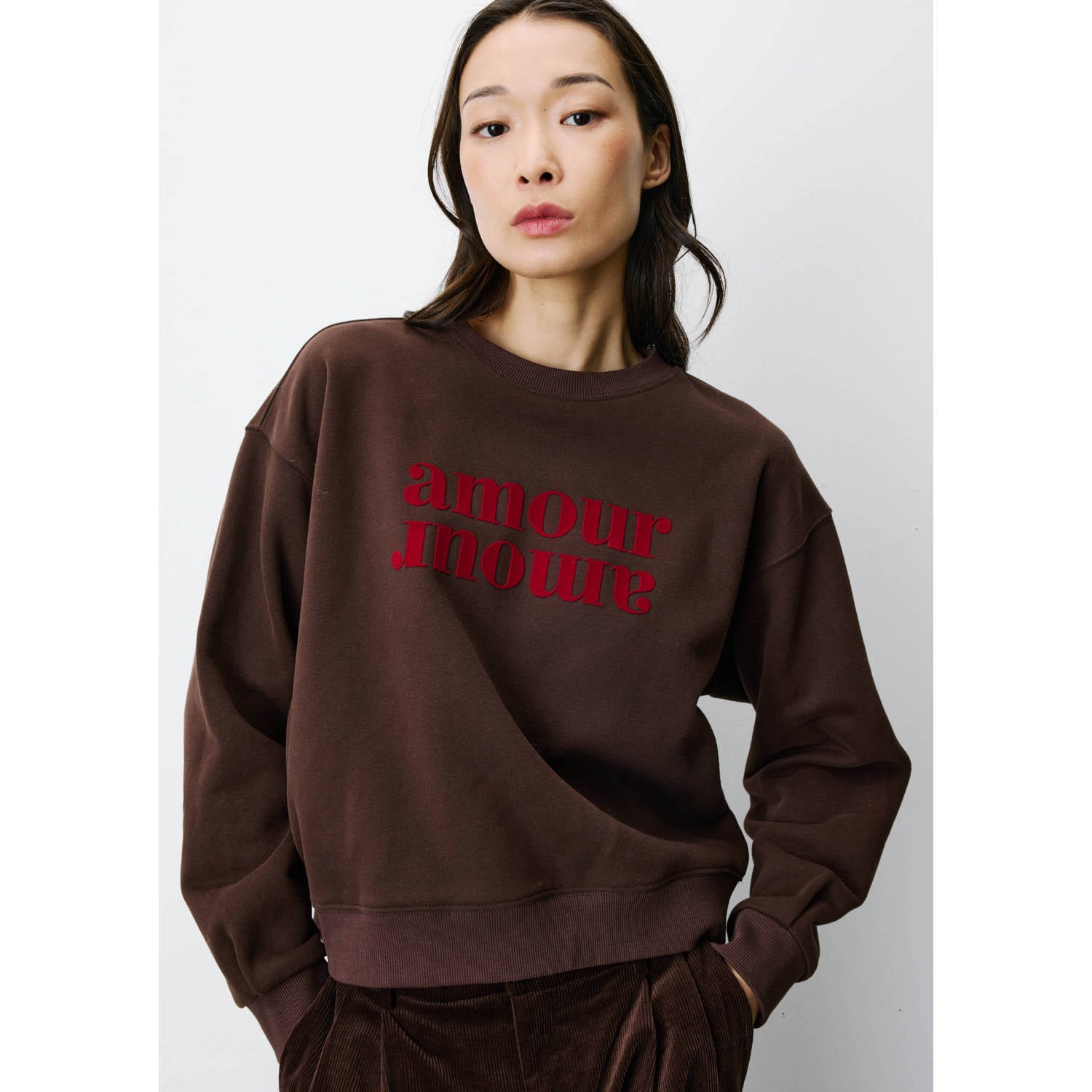 Grace & Mila sweater met tekst bruin rood