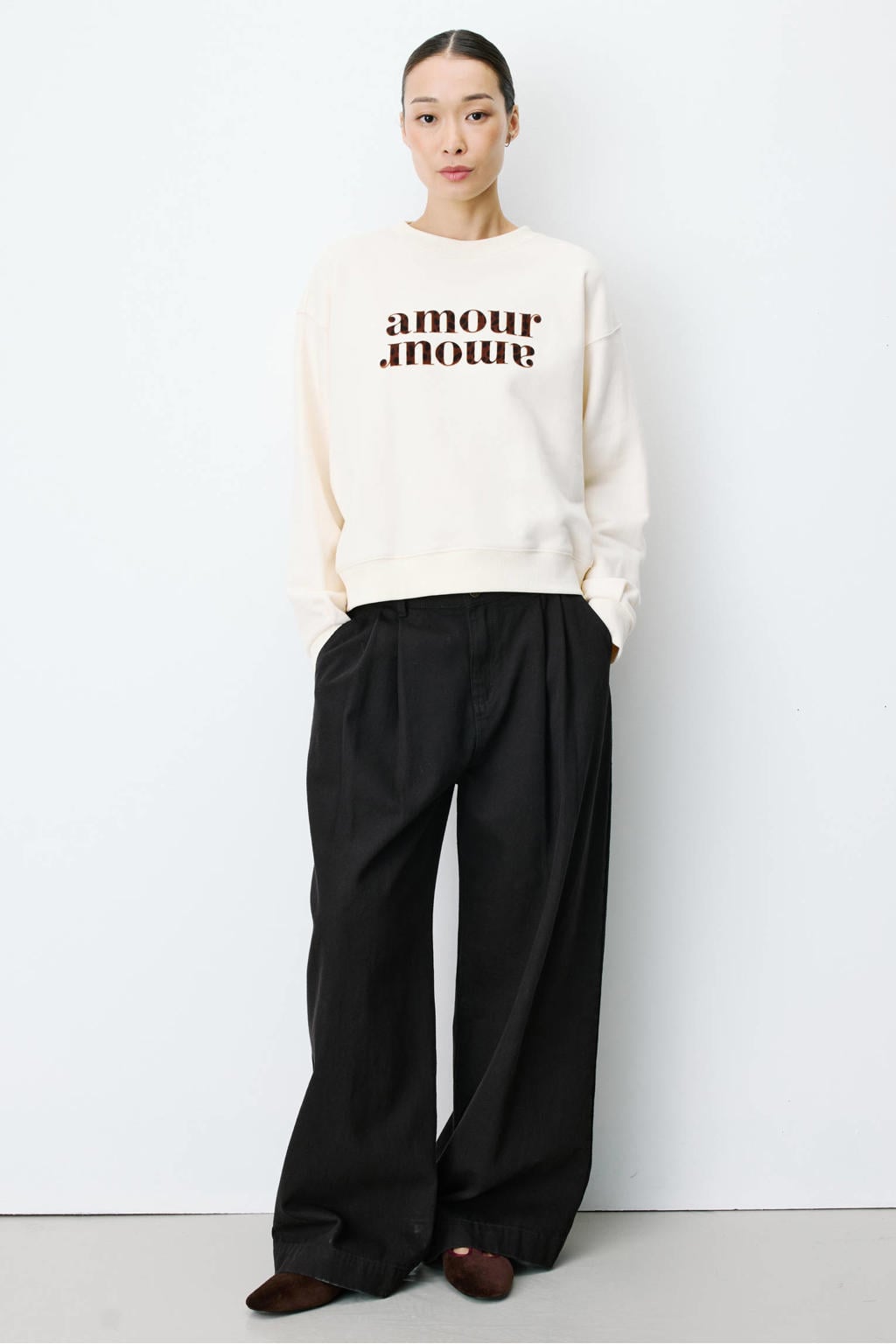 Ecru en bruine dames Grace & Mila sweater met tekst print, lange mouwen en ronde hals